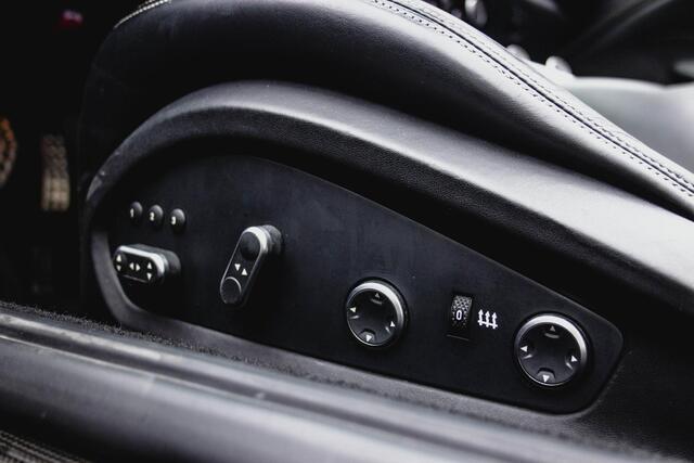 Ferrari CALIFORNIA 3.9 T HELE
