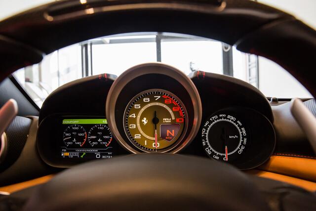 Ferrari CALIFORNIA T ~Ferrari Munsterhuis