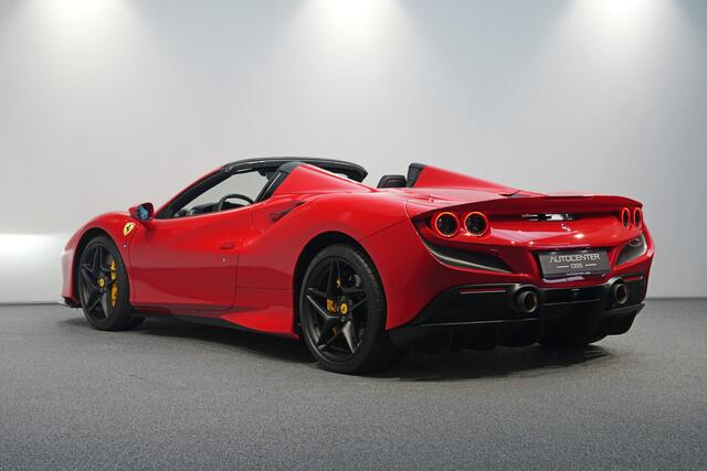 Ferrari F8 Spider 3.9 V8 HELE | NL Auto | 1e eig. | Lift | Carbon | Garantie tot 03-2028!