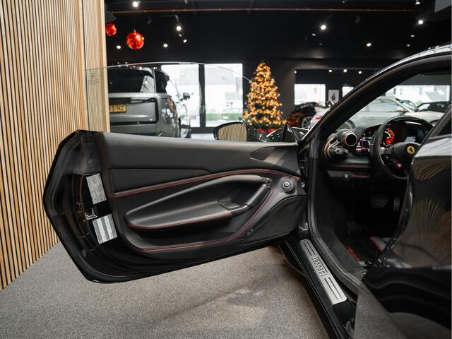 Ferrari F8 Tributo Carbon Seats Tricolor Camera F8 Tributo 3.9 V8 HELE