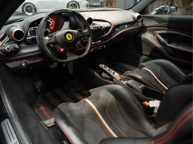 Ferrari F8 Tributo Carbon Seats Tricolor Camera F8 Tributo 3.9 V8 HELE