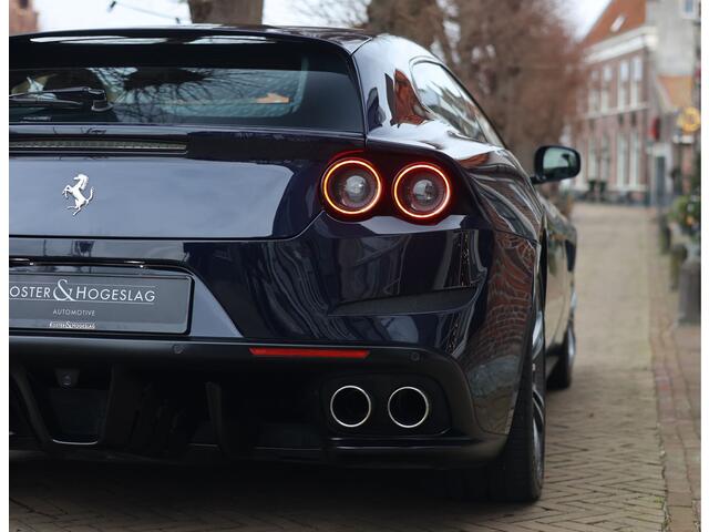 Ferrari GTC4 6.3 V12 | Atelier - Lift - Camera