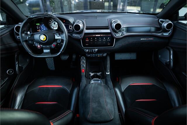Ferrari GTC4 6.3 V12 - 4-zits l Lift l Passanger Display l Carbon l Panorama