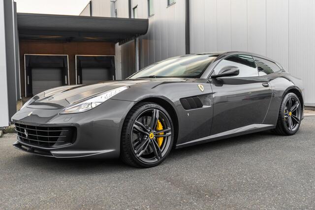 Ferrari GTC4 - Grigio Silverstone - Warranty - Lift - Ventilated Seats - Carbon