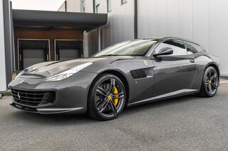 Ferrari GTC4