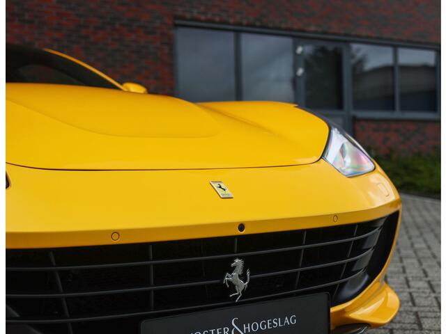 Ferrari GTC4 6.3 V12 | Giallo Triplo Strato - Lift - Nieuwstaat!