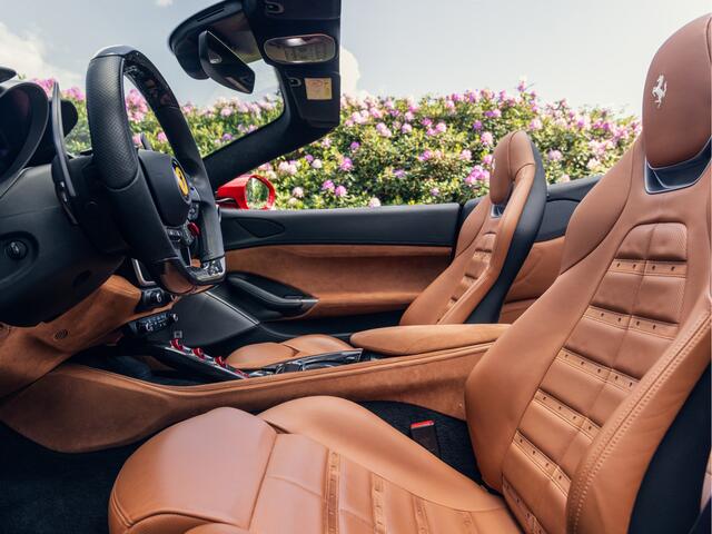 Ferrari Portofino M 3.9 V8 HELE, Carbon, JBL, Side Display