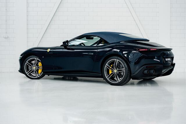 Ferrari Roma Spider 3.9 V8 | Diamond forged Wheels | Passenger Display | Ferrari Shields |
