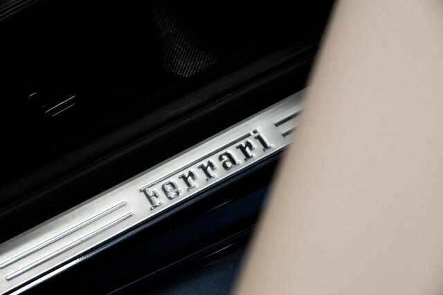 Ferrari Roma 3.9 V8 HELE *2 Jaar Ferrari-Power Garantie / Keramisch / Passenger-Display / Full ADAS / Surround-View / JBL*