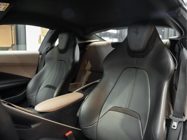 Ferrari Roma JBL Passenger Display 3.9 V8 HELE Keramisch ADAS