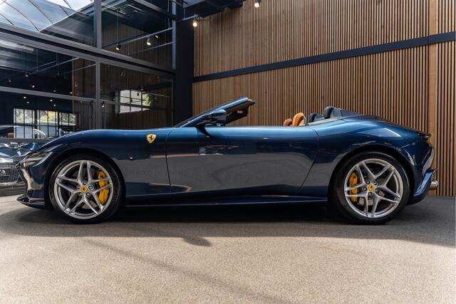 Ferrari Roma Spider Full Carbon Blu Sera JBL Alcantara 3.9 V8 Spider