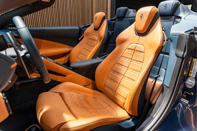Ferrari Roma Spider Full Carbon Blu Sera JBL Alcantara 3.9 V8 Spider