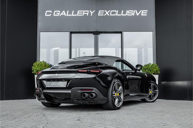 Ferrari Roma Spider 3.9 V8 - Nero Daytona | Full Carbon | Passenger Display | JBL | 360 Camera | Memory