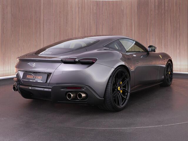 Ferrari Roma 3.9 V8 HELE 620pk |Grigio Ferro|Daytona Seats|carbon LED stuur|carbon front spoiler|carbon diffuser|carbon underdoor|22" Novitec NF11|MagneRide|Scuderia shields|ventilated electric seats|Surround View|High Power Hi-Fi|