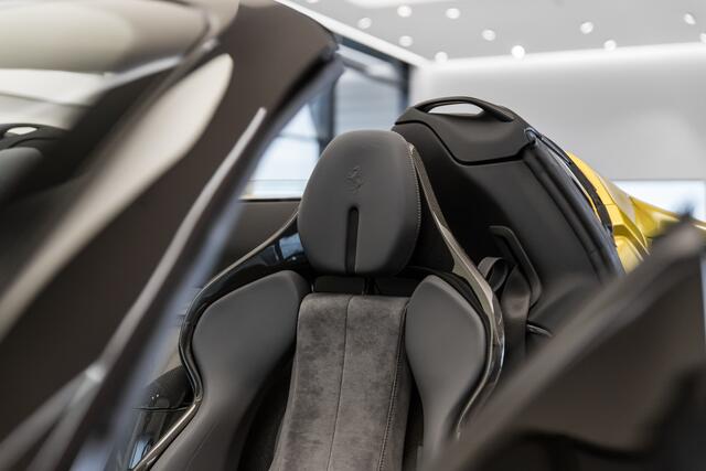 Ferrari SF90 Spider ~Ferrari Munsterhuis~