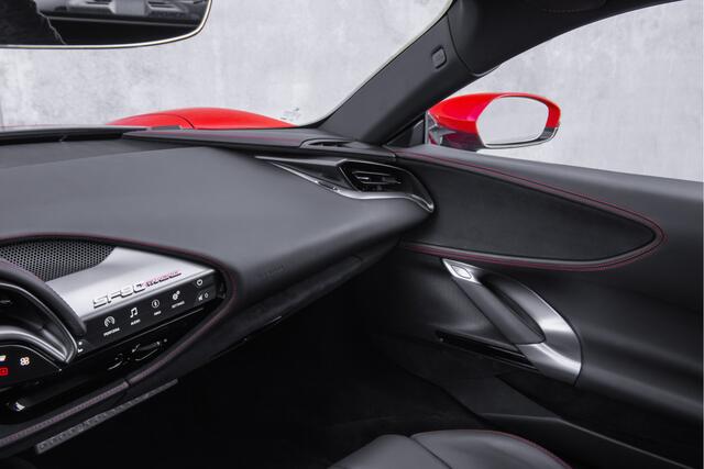 Ferrari SF90 Stradale 4.0 V8 Novitec wheels | Front Axle lift | Carbon