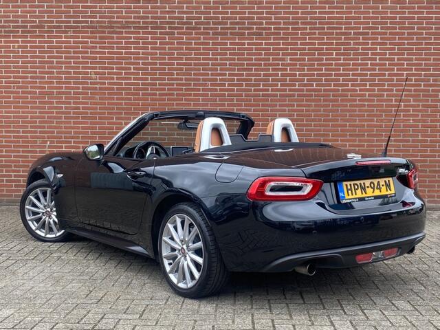 Fiat 124 1.4 M-AIR T LUSSO CLIMA CRUISE PDC LMV DAB STOELVW BOSE LEER