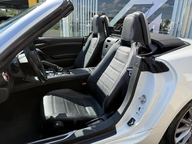 Fiat 124 Spider 1.4 MultiAir Turbo Lusso | Achteruitrijcamera | Leer | Climate Control | Apple Carplay | Cruise Control | Lichtmetaal | Parkeersensoren |