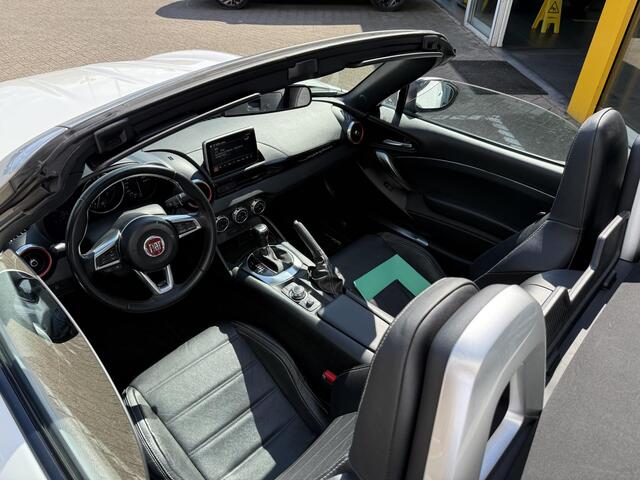 Fiat 124 Spider 1.4 MultiAir Turbo Lusso | Achteruitrijcamera | Leer | Climate Control | Apple Carplay | Cruise Control | Lichtmetaal | Parkeersensoren |