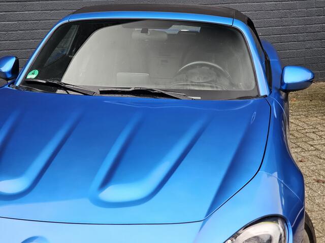 Fiat 124 Spider 1.4 MultiAir Turbo SPORT / AZURO ITALIA /