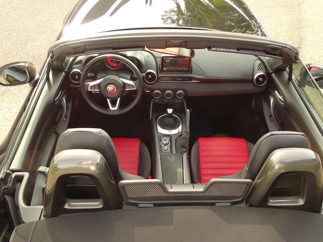 Fiat 124 Spider 1.4 MultiAir Turbo Abarth | Bose | Lakzwart METT. | Topstaat!