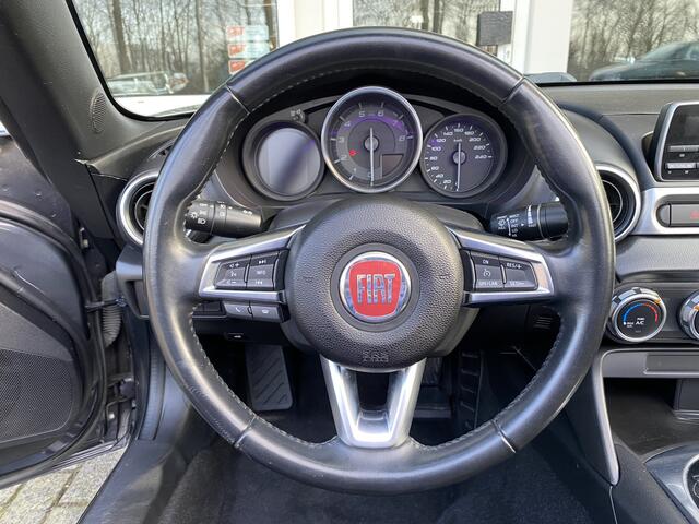 Fiat 124 Spider 1.4 MultiAir Turbo Abarth 125 KW Cruise contr./Airco/L/M Velg /Mistlampen voor/Sportonderstel/Multifunction. Lederen stuur.