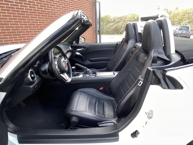 Fiat 124 Spider 1.4 M-Air T Lusso NAV CAMERA CRUISE LEER STOELVW DAB LMV