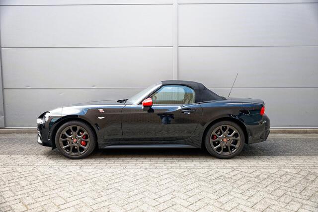 Fiat 124 Spider 1.4 MultiAir Turbo Abarth Apple CarPlay, Unieke auto.
