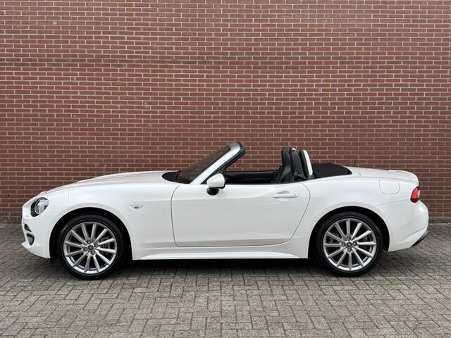 Fiat 124 Spider 1.4 M-Air T Lusso AUTOMAAT NAV CRUISE CARPLAY DAB CAMERA PDC STO