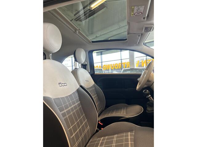 Fiat 500 1.0 Hybrid Star | Panoramadak | Cruise control | Multimediascherm | Bluetooth | 6 versnellingen | LM velgen