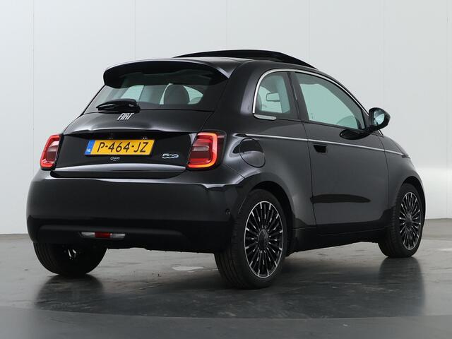 Fiat 500 La Prima 42 kWh | SOH 95% | Panoramadak | Navigatie | Parkeercamera | Climate Control | Keyless Go |