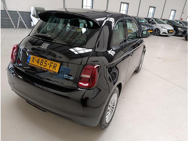 Fiat 500 Urban 42 kWh Ecc | Cruisecontrole | Carplay