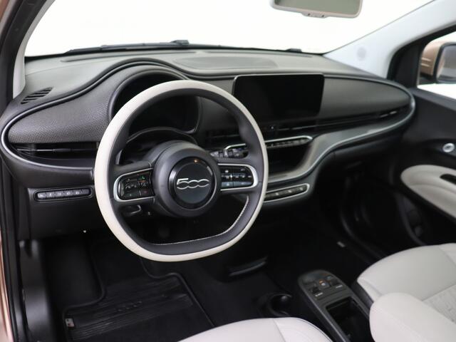 Fiat 500 La Prima 42 kWh LEDER !!