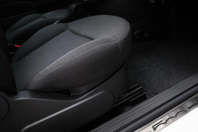 Fiat 500 1.0 Hybrid Dolcevita | PANORAMADAK | AIRCO | CRUISE | DAB