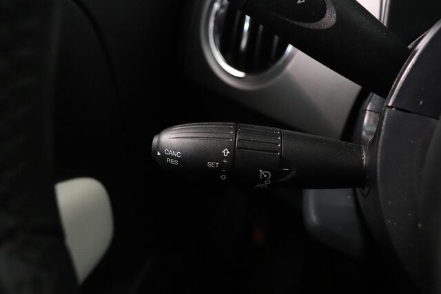 Fiat 500 0.9 TwinAir Sport | Climate Control | Parkeersensoren | Apple Carplay AndroidAuto Navigatie | Half Leder |