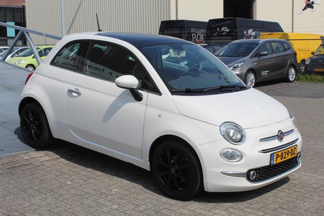 Fiat 500 0.9 TwinAir Lounge Panoramadak/Airco/Parkeersensoren/Uconnect/Virtual cockpit/LED koplampen/Multifunctioneel stuurwiel/Spraakbediening/Bluetooth/15'' Lichtmetalen velgen.