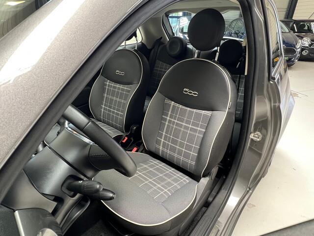 Fiat 500 0.9 TwinAir Turbo Lounge 85 PK / Airco / Navigatie / Panoramadak / Park Sensors / 15"LM Velgen / Keurig!