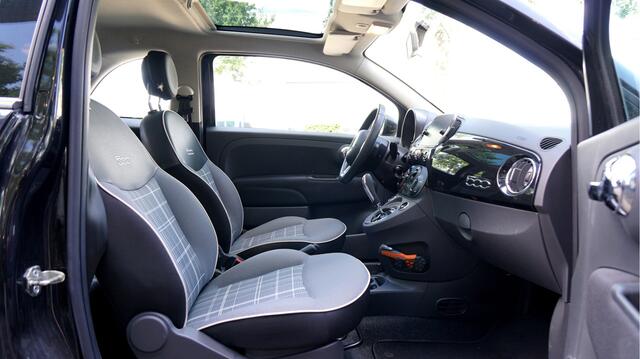 Fiat 500 0.9 TwinAir Turbo Dualogic Lounge PANORAMADAK + CRUISE + AIRCO + SCHAKELFLIPPERS + CHROOMPAKKET + KLEURENSCHERM MULTIMEDIA + LED DRL + MF-STUURWIEL + CV OP AFSTAND + PARKSENSOREN + 15" LM-VELGEN!!