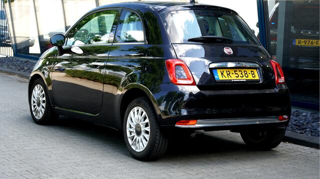 Fiat 500 0.9 TwinAir Turbo Dualogic Lounge PANORAMADAK + CRUISE + AIRCO + SCHAKELFLIPPERS + CHROOMPAKKET + KLEURENSCHERM MULTIMEDIA + LED DRL + MF-STUURWIEL + CV OP AFSTAND + PARKSENSOREN + 15" LM-VELGEN!!