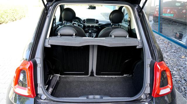 Fiat 500 0.9 TwinAir Turbo Dualogic Lounge PANORAMADAK + CRUISE + AIRCO + SCHAKELFLIPPERS + CHROOMPAKKET + KLEURENSCHERM MULTIMEDIA + LED DRL + MF-STUURWIEL + CV OP AFSTAND + PARKSENSOREN + 15" LM-VELGEN!!