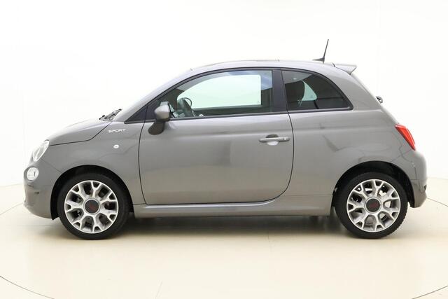 Fiat 500 1.0 Hybrid Sport Climate control | Panoramadak | Lichtmetalen velgen | Parkeersensoren | Navigatie via Appl Carplay | DAB Radio | Sportief | Weinig kilometers
