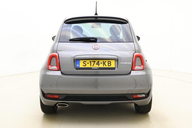 Fiat 500 1.0 Hybrid Sport Climate control | Panoramadak | Lichtmetalen velgen | Parkeersensoren | Navigatie via Appl Carplay | DAB Radio | Sportief | Weinig kilometers