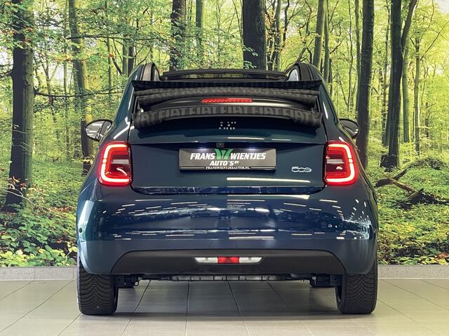 Fiat 500 La Prima 42 kWh Cabrio | Adaptive Cruise Control | Achteruitrijcamera | Keyless Go/Entry | Stoelverwarming | Dodehoek Detector | Apple Carplay/Android Auto | Lane Assist | Parkeersensoren | Draadloze Telefoonlader