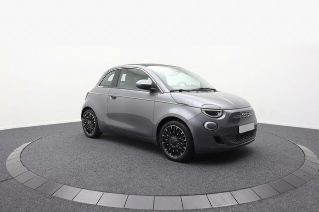 Fiat 500 La Prima 42kWh | ACC | Winterpack | JBL | Camera | CarPlay
