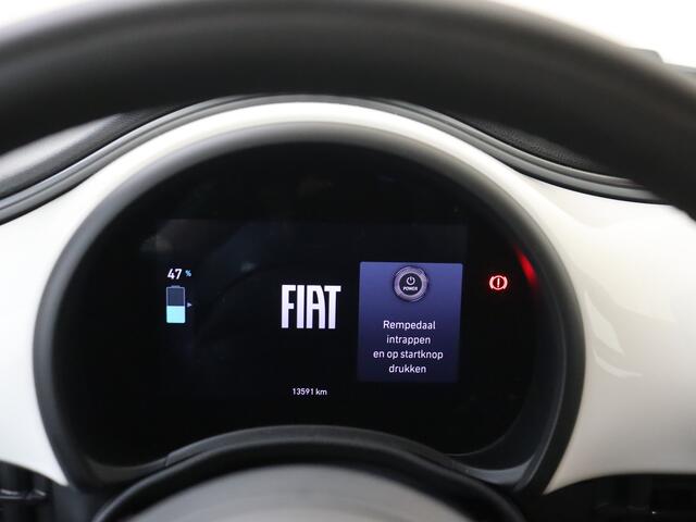 Fiat 500 3+1 42 kWh | Camera | Parkeer sensoren |