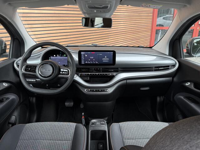 Fiat 500 Icon 42 kWh Navi / Clima / Telfoon / Carplay / Lm Velgen / Cruise