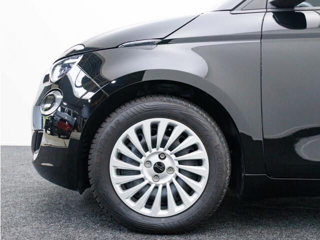 Fiat 500 Action 24 kWh | All-seasonbanden | Airco
