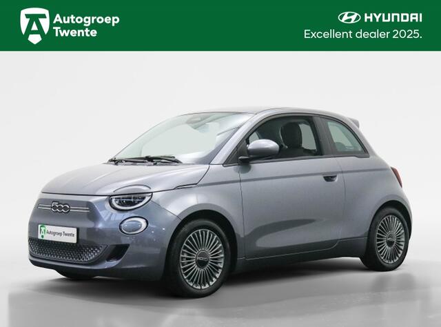Fiat 500 Icon 42 kWh | Private lease 339 p.m. | Panoramadak