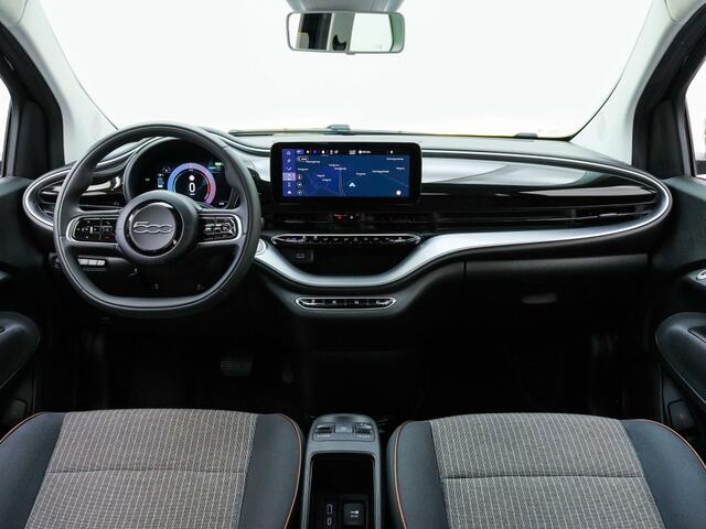 Fiat 500 Icon 42 kWh | Private lease 339 p.m. | Panoramadak