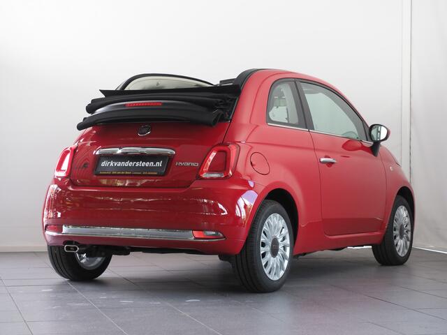 Fiat 500 1.0 Hybrid Dolcevita Cabrio | Apple CarPlay/ Android Auto | Parkeersensoren Achter | Climate Control | DAB |
